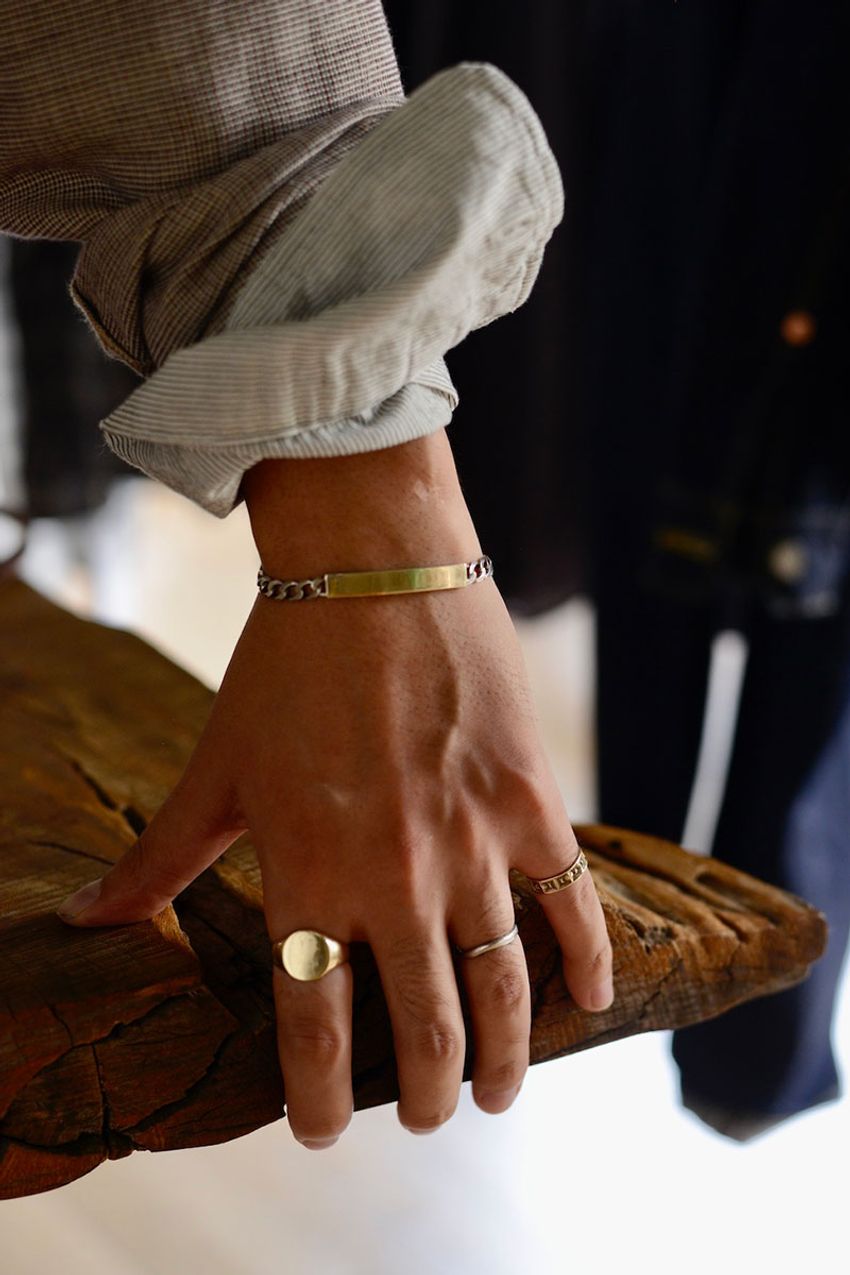 「カジュアルにテーラードジャケット」を合わせる5例のヒント。何を選ぶ？ どう合わせる？ - 3枚目の画像