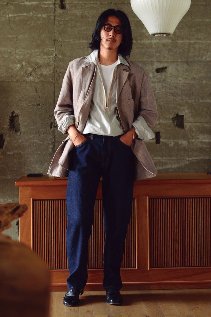 「カジュアルにテーラードジャケット」を合わせる5例のヒント。何を選ぶ？ どう合わせる？ - 2枚目の画像