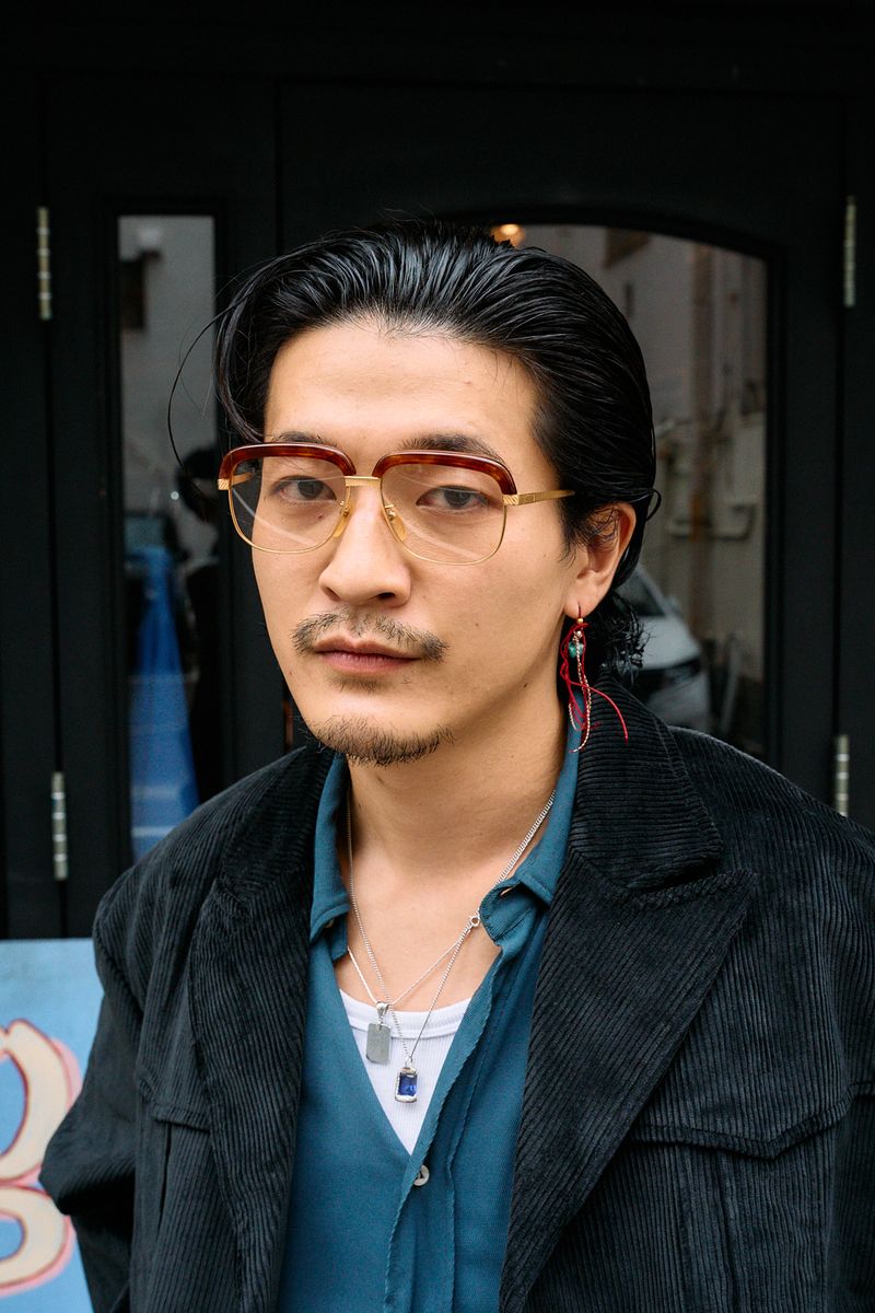 ルーズなパンツをキレイめジャケットで調和 吉川優輝 3枚目の写真