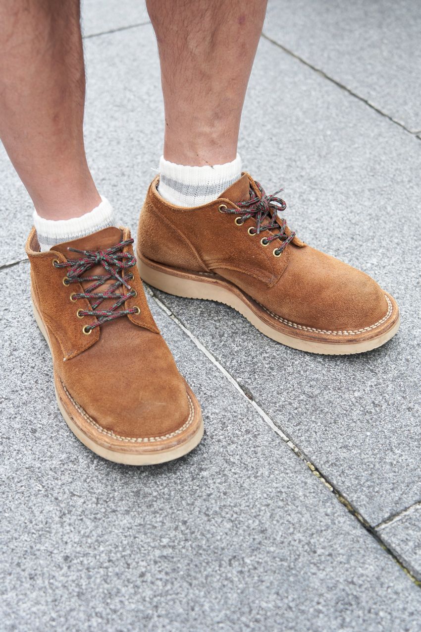 【50代】大人たちの「ショーツ＋シャツ」スタイル見本帳。ポイントは“シャツの着こなし”にあった！ - 7枚目の画像