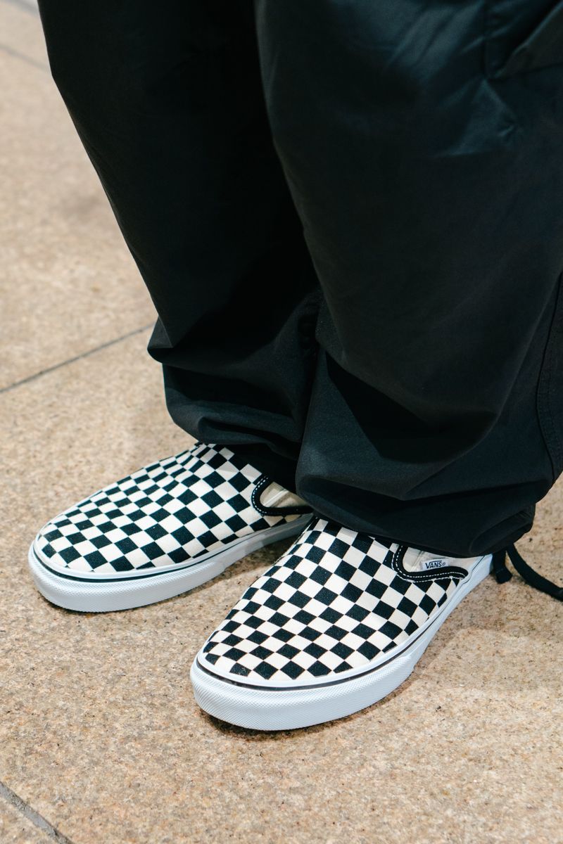 ネックポーチにくびったけ。手軽に挿し色 遠藤貴人 10枚目の写真