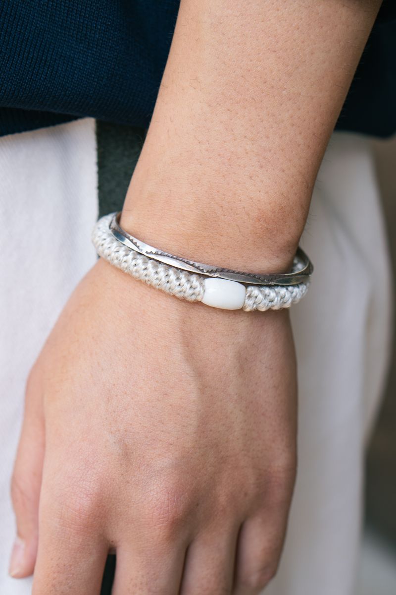 ヴィンテージアクセがこなれ感をUPする 鍬形空良 5枚目の写真