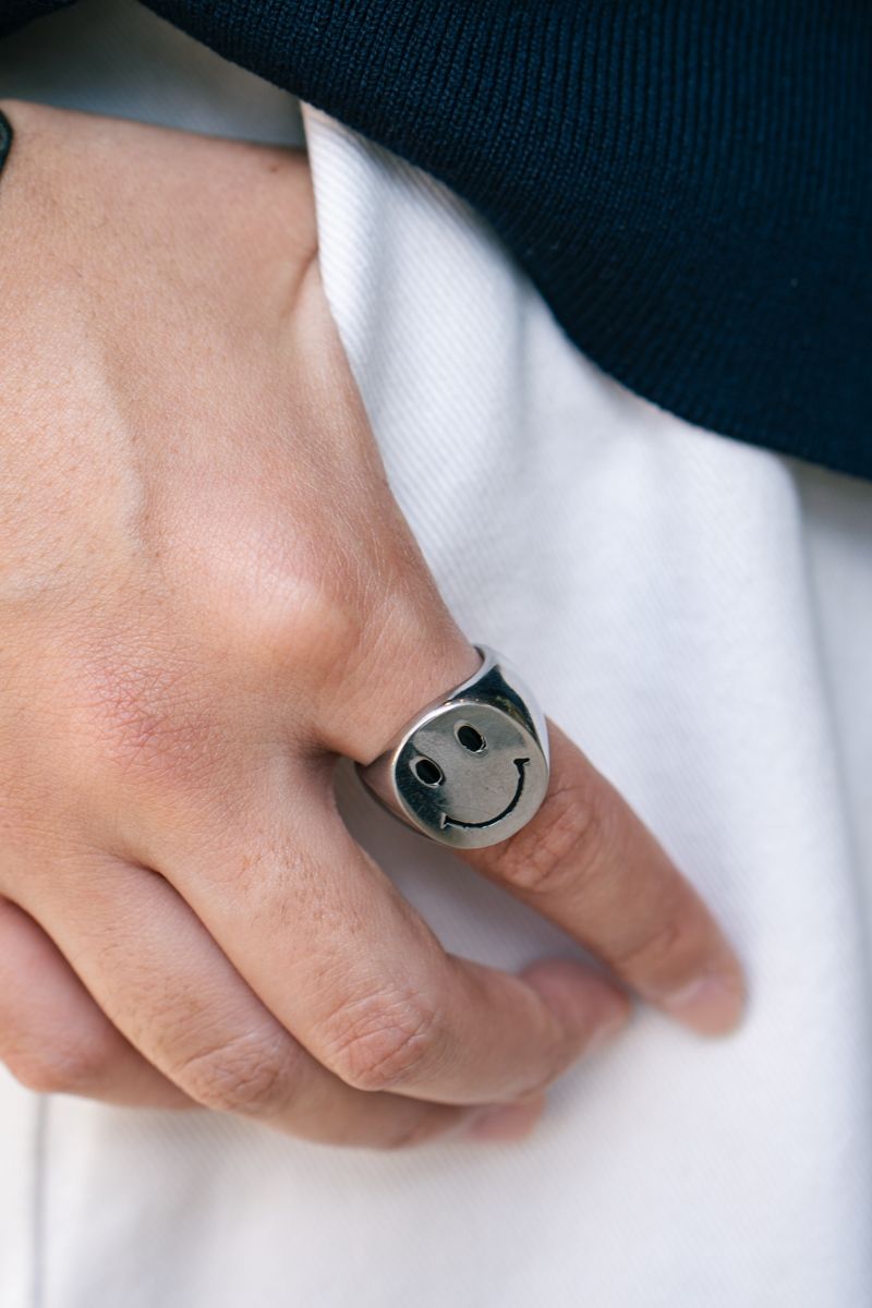 ヴィンテージアクセがこなれ感をUPする 鍬形空良 6枚目の写真