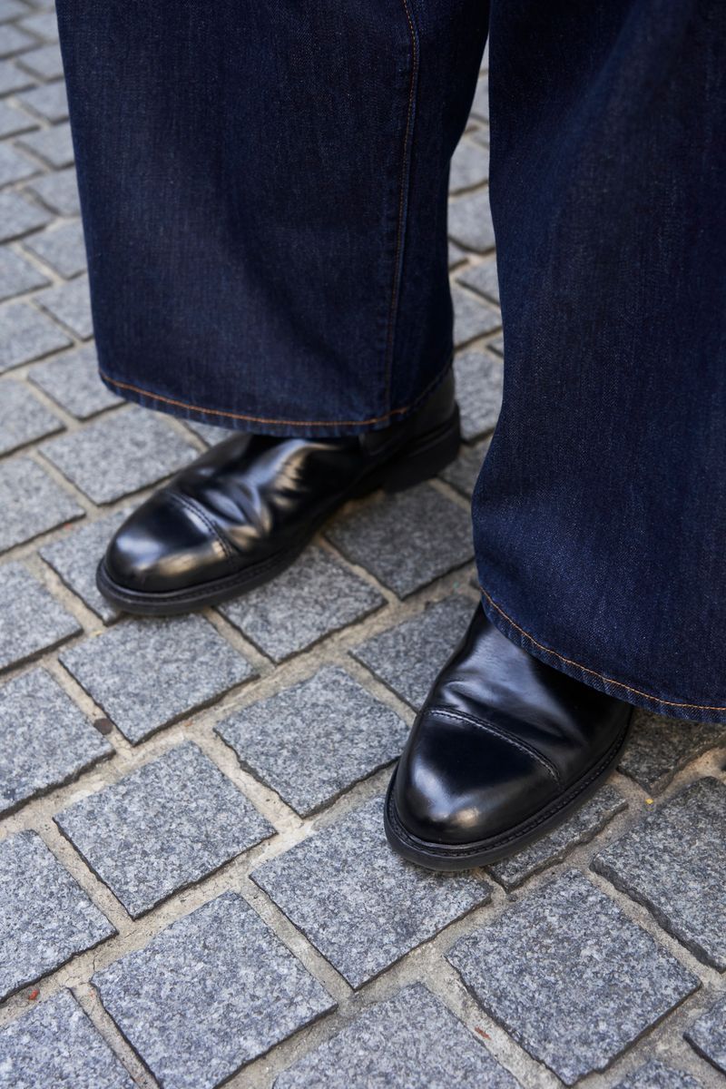 バギーパンツに合わせて重さが出る革靴を選択 じゅんいち 7枚目の写真