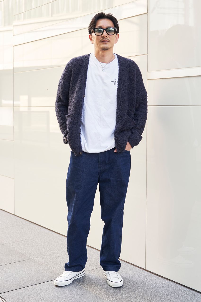 シンプルな「白コンバース」はこう履く！愛用者3人の“ありきたりに見せない”着こなし例 - 4枚目の画像