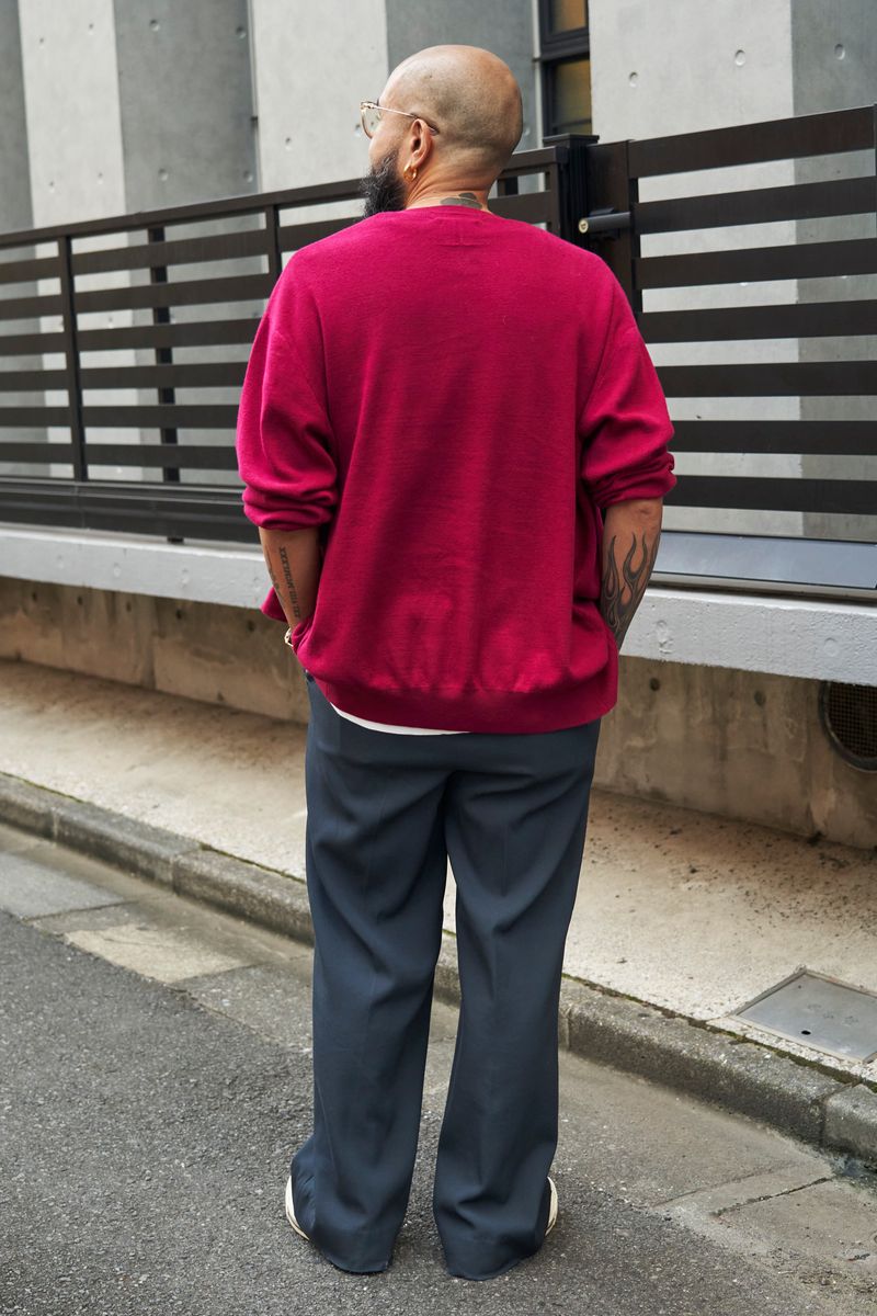 髭とTシャツで完成。魔神も驚くリンクコーデ 西川 2枚目の写真