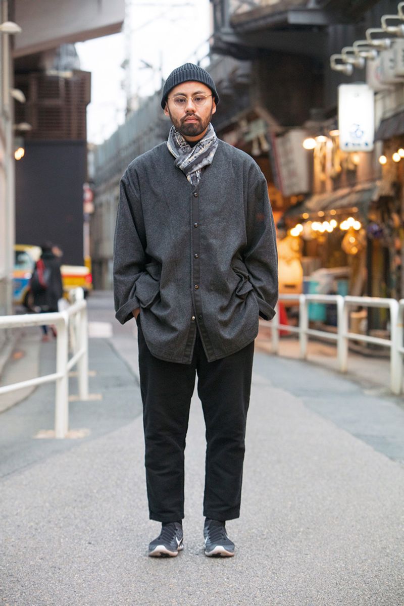 ずっと身を委ねていたくなるカシミヤのシャツジャケット 河内 直哉