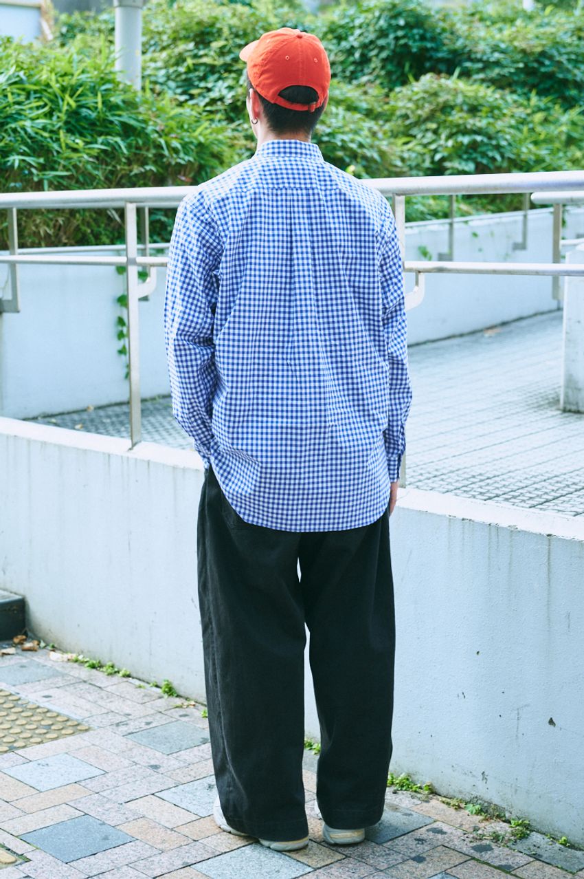 洒落た大人の1軍シャツ「コムデギャルソンシャツ」。大定番のストライプとチェック柄のコーデ3選 - 2枚目の画像