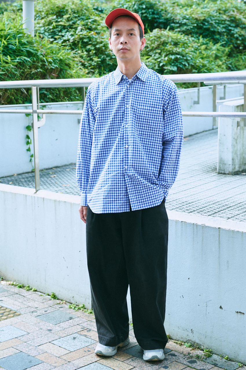 洒落た大人の1軍シャツ「コムデギャルソンシャツ」。大定番のストライプとチェック柄のコーデ3選 - 1枚目の画像