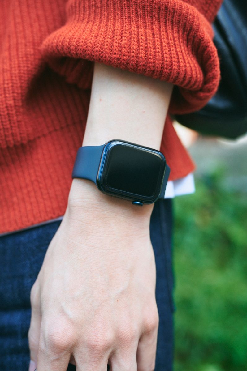 トレンドのニットポロ。秋色なら即戦力に 前田晃司 6枚目の写真