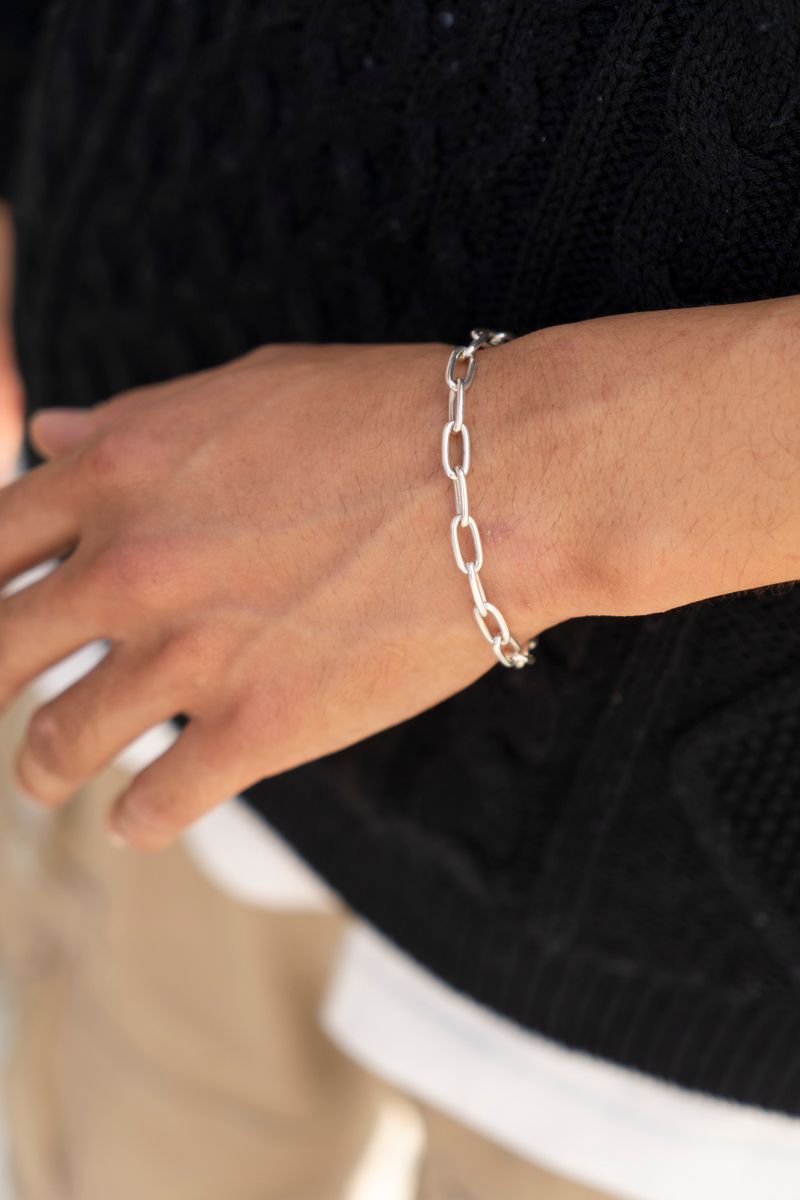 ニットもパンツも足元もナイキ愛に溢れてる 城尾 怜 5枚目の写真