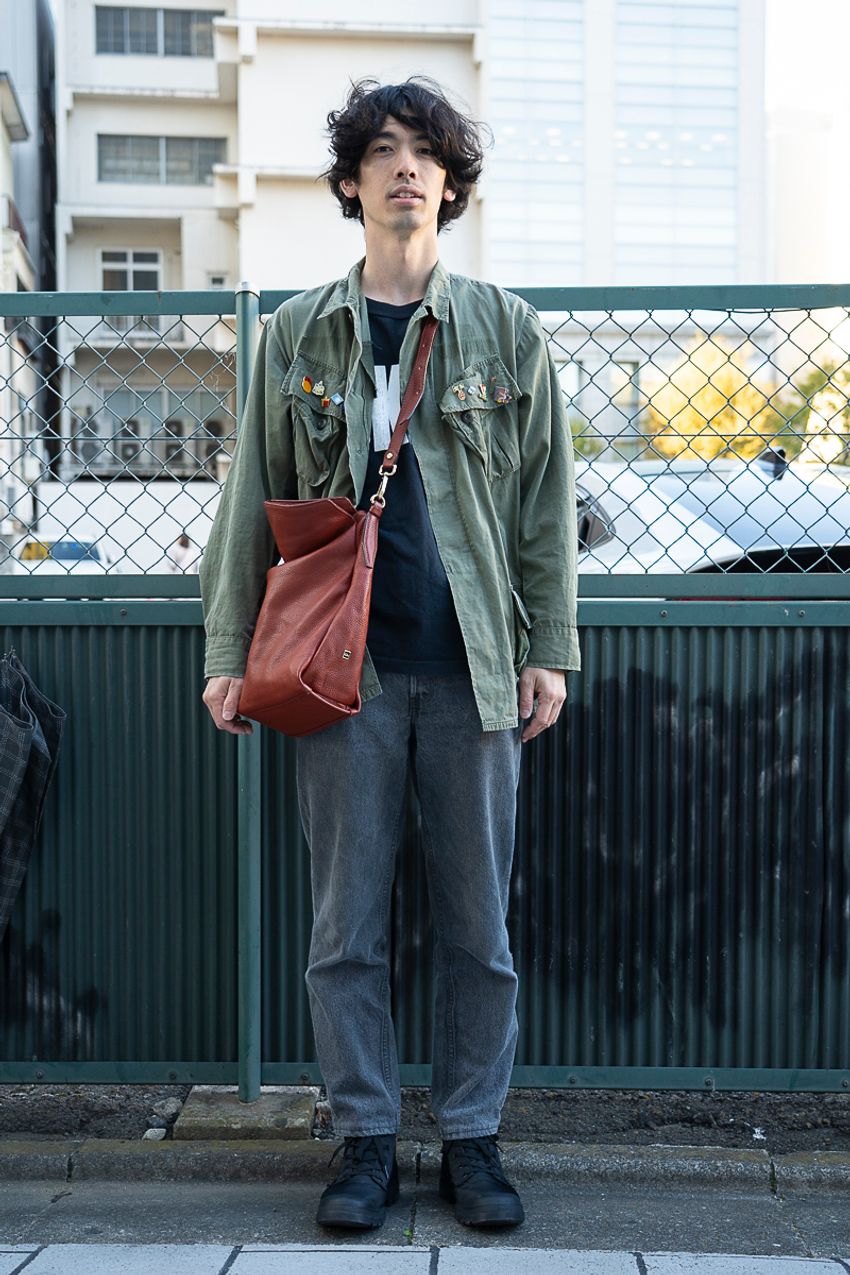 センスのいい“細パンツ派”の逆襲！アウターと靴との技ありコンビネーションをスナップで解説 - 2枚目の画像