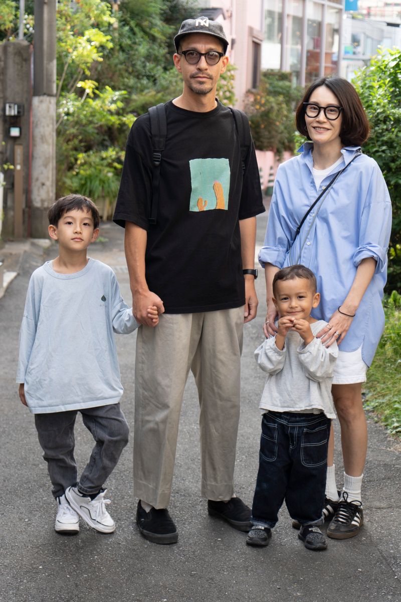 おしゃれ家族の大黒柱はクリーンなチノパンを選択 Andy