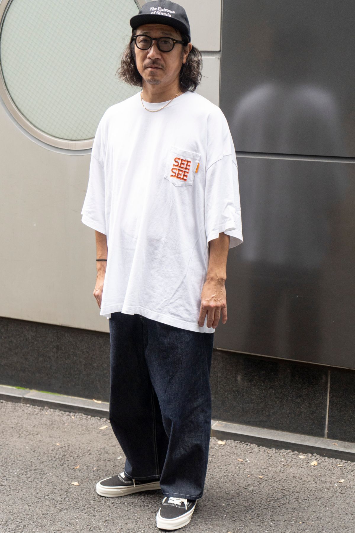 Tシャツ シーシー  デニム グラフペーパー  シューズ ヴァンズ  帽子 エンノイ  眼鏡 モスコット  ネックレス 不明