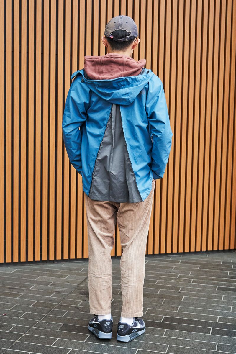 テーマはドラえもん。テック素材で傘要らず ひろゆき 2枚目の写真