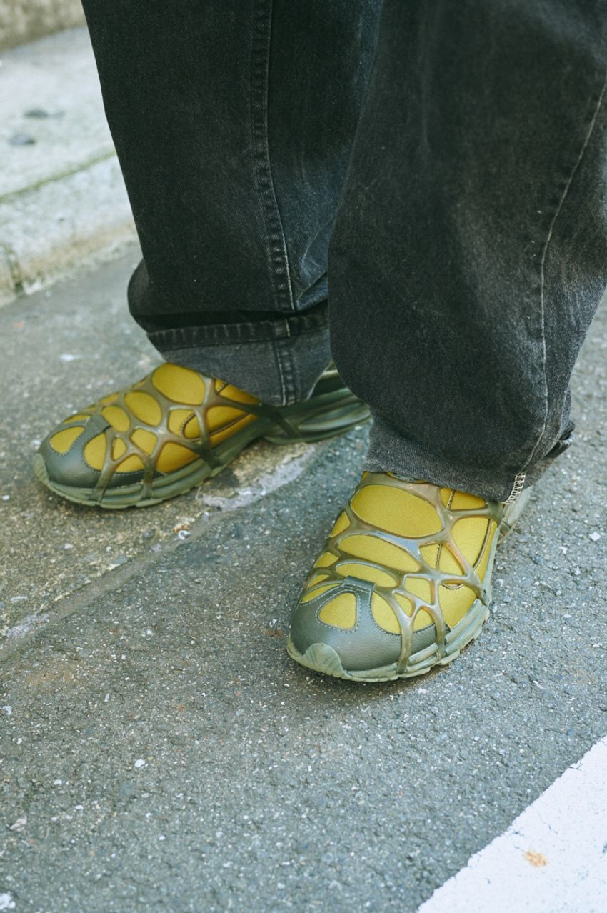 ブラックデニムの粋なはき方をスナップで！3名のお洒落達人たちが実践する“ひと工夫” - 9枚目の画像