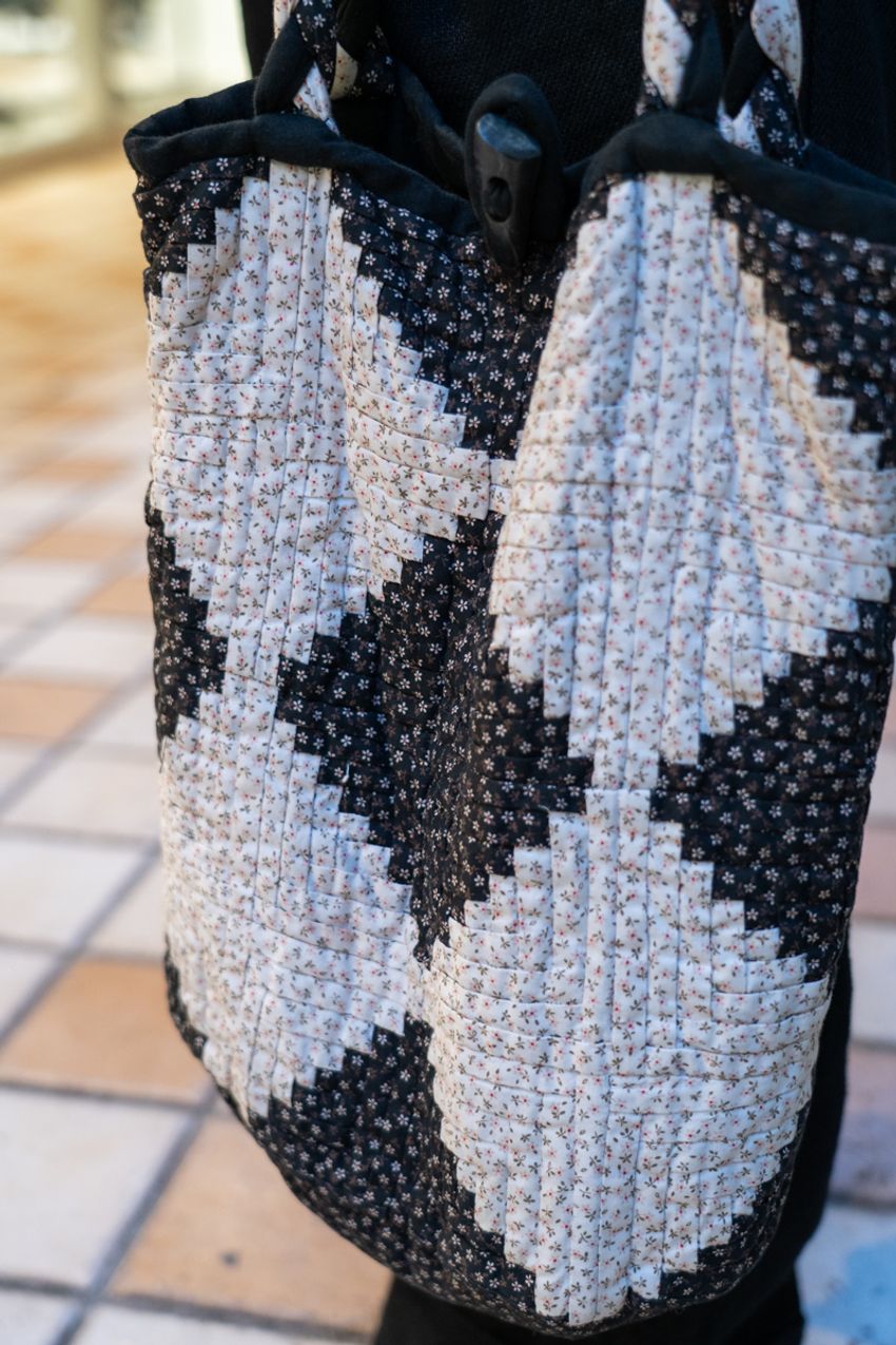 【レザージャケット×デニム】王道スタイルに変化を加えた5人のテクニックをスナップで - 2枚目の画像