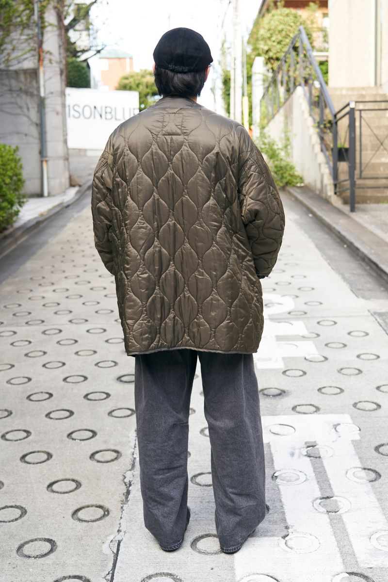 着膨れしないキルティングコートでスッキリ 浅野智也 2枚目の写真