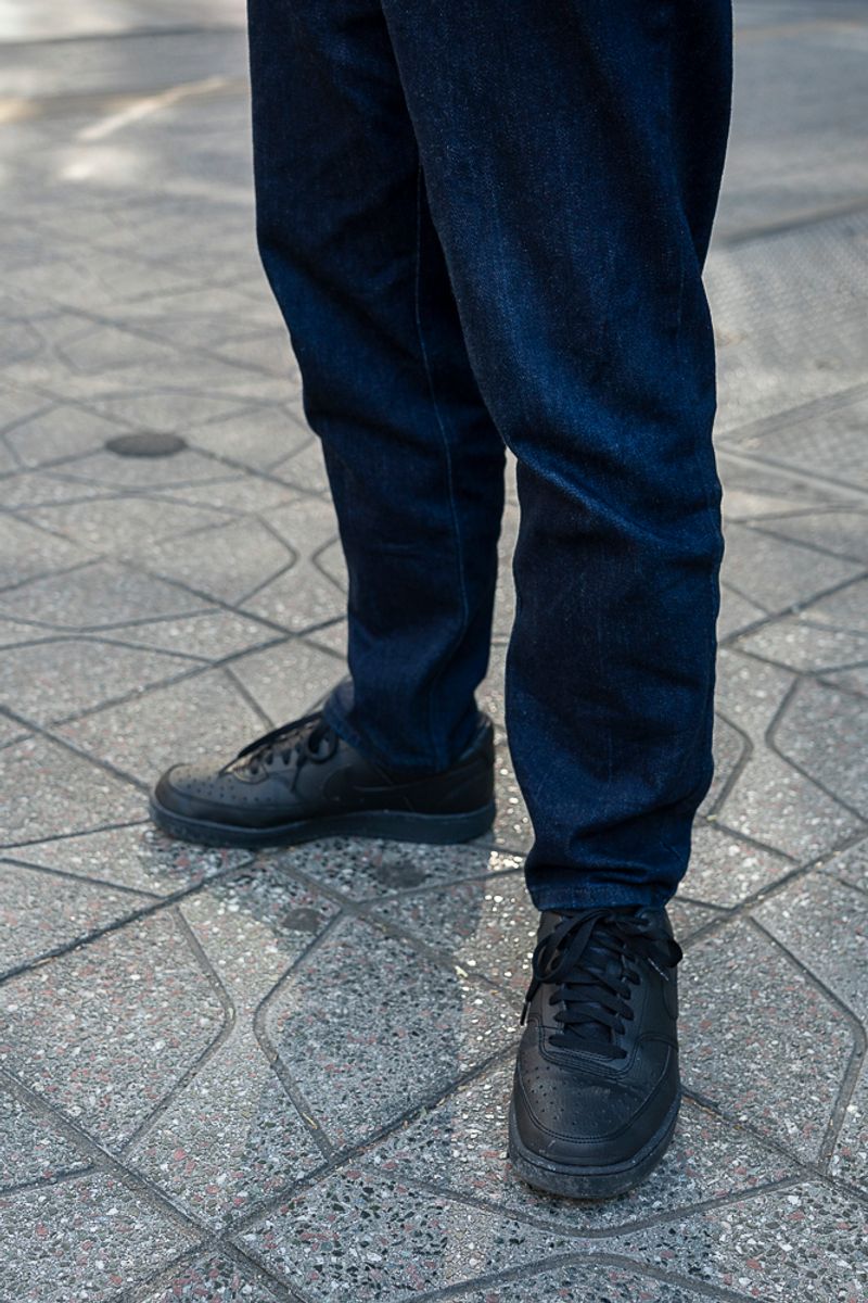 レザーの艶を堪能。冬コーデならでは愉悦 鈴木覚童 5枚目の写真