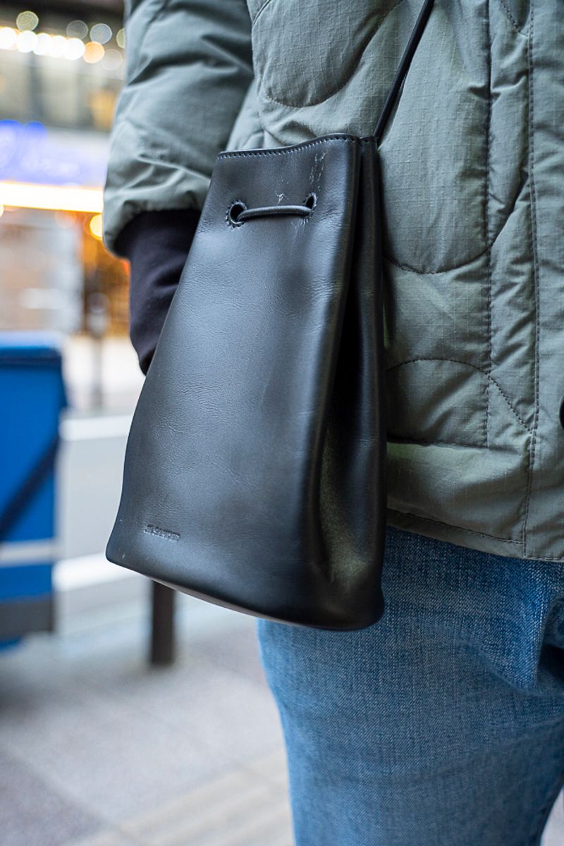 キルティング×デニムで魅せる大人の余裕 秋本一樹 5枚目の写真