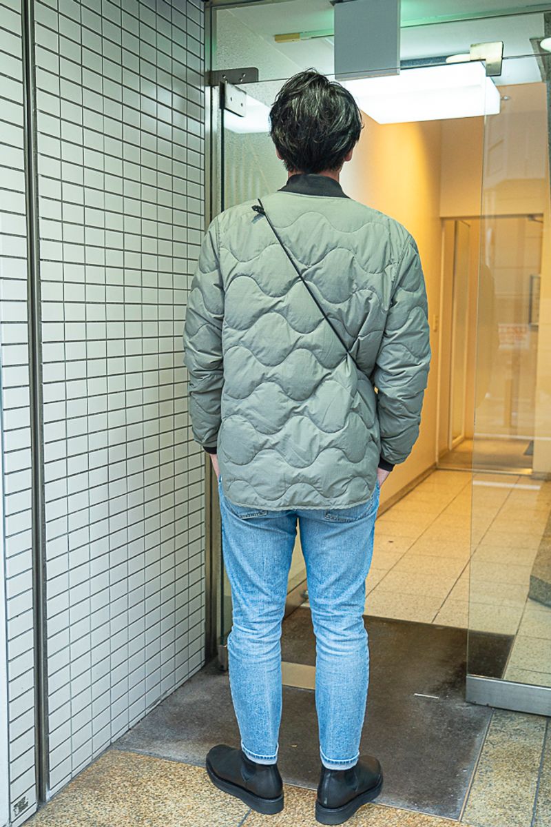 キルティング×デニムで魅せる大人の余裕 秋本一樹 2枚目の写真