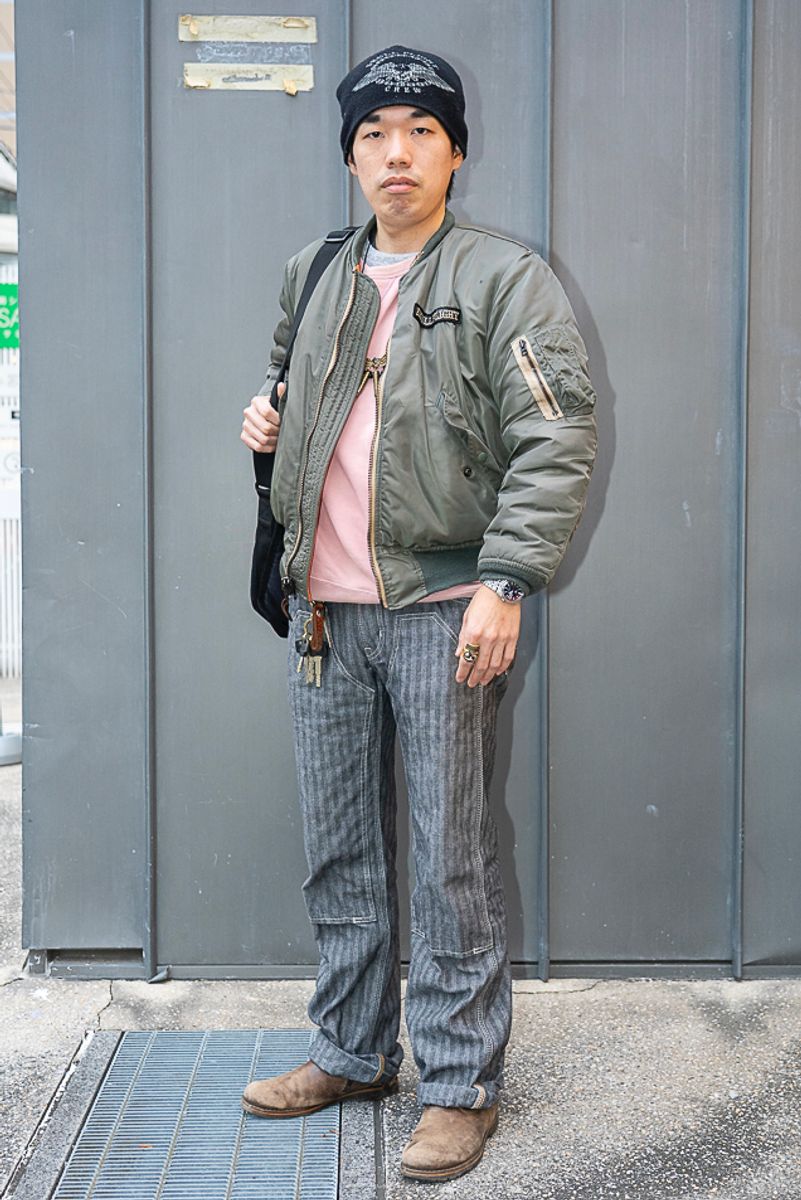 愛着の服と小物で等身大の休日スタイル 村上