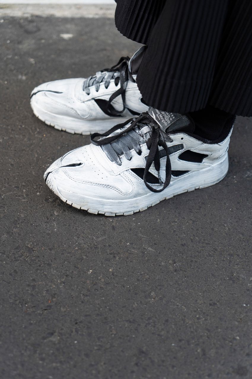 即完コラボスニーカー愛用者SNAP！ ローファー型NB、TABIリーボック、サカイ×ナイキ - 7枚目の画像