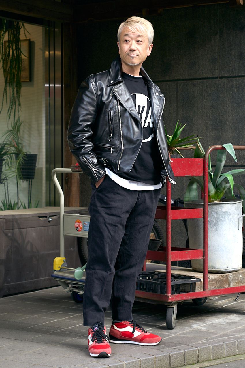 ブラックデニムの粋なはき方をスナップで！3名のお洒落達人たちが実践する“ひと工夫” - 4枚目の画像