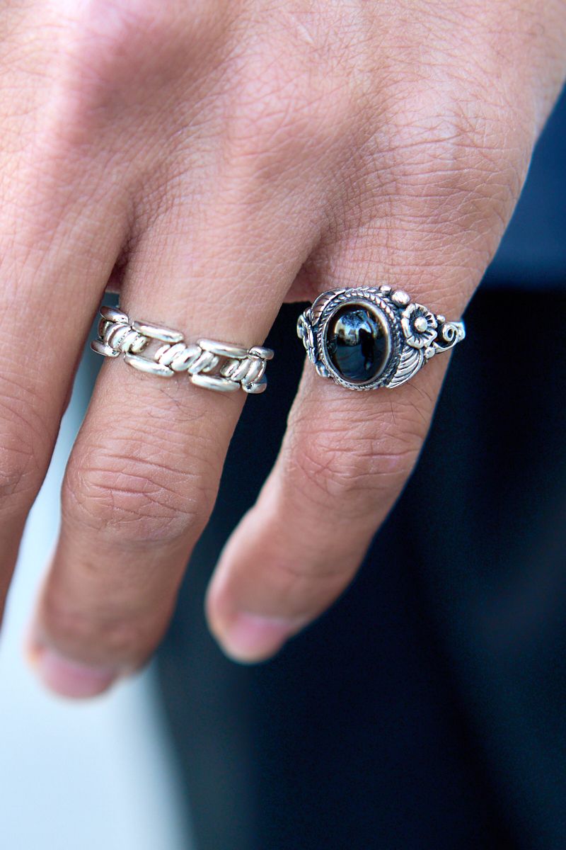 秋冬の異素材コーデにヒョウ柄で味付け 大関優太郎 7枚目の写真