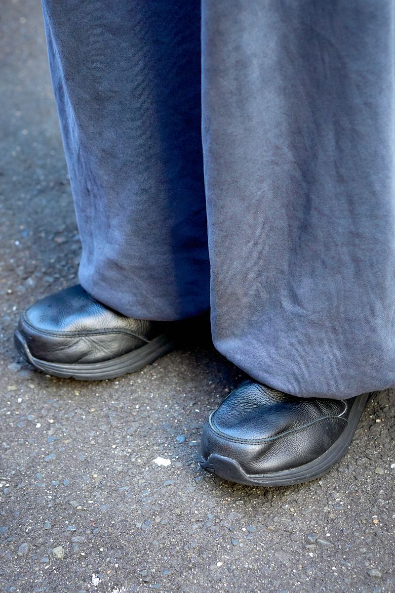 短丈アウター×スウェットパンツで抜け感 後藤航太 5枚目の写真