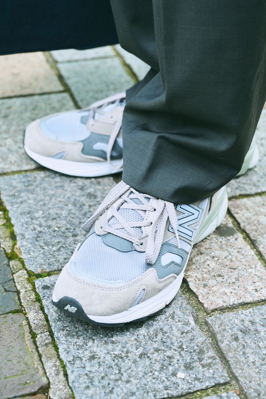 無地でもストライプでも「ブルーのシャツが使える！」それを証明する街角の洒落者たち - 8枚目の画像