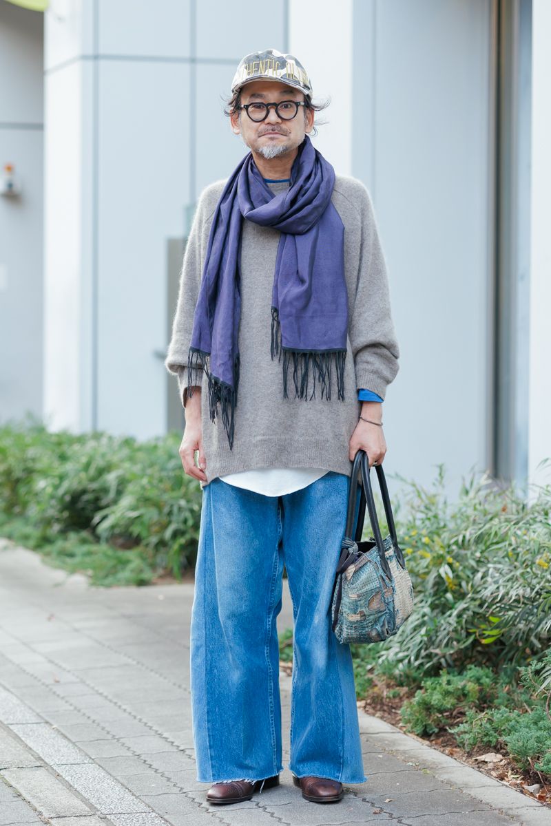 複数本を継ぎ合わせたワイドデニムが主役 近藤大輔