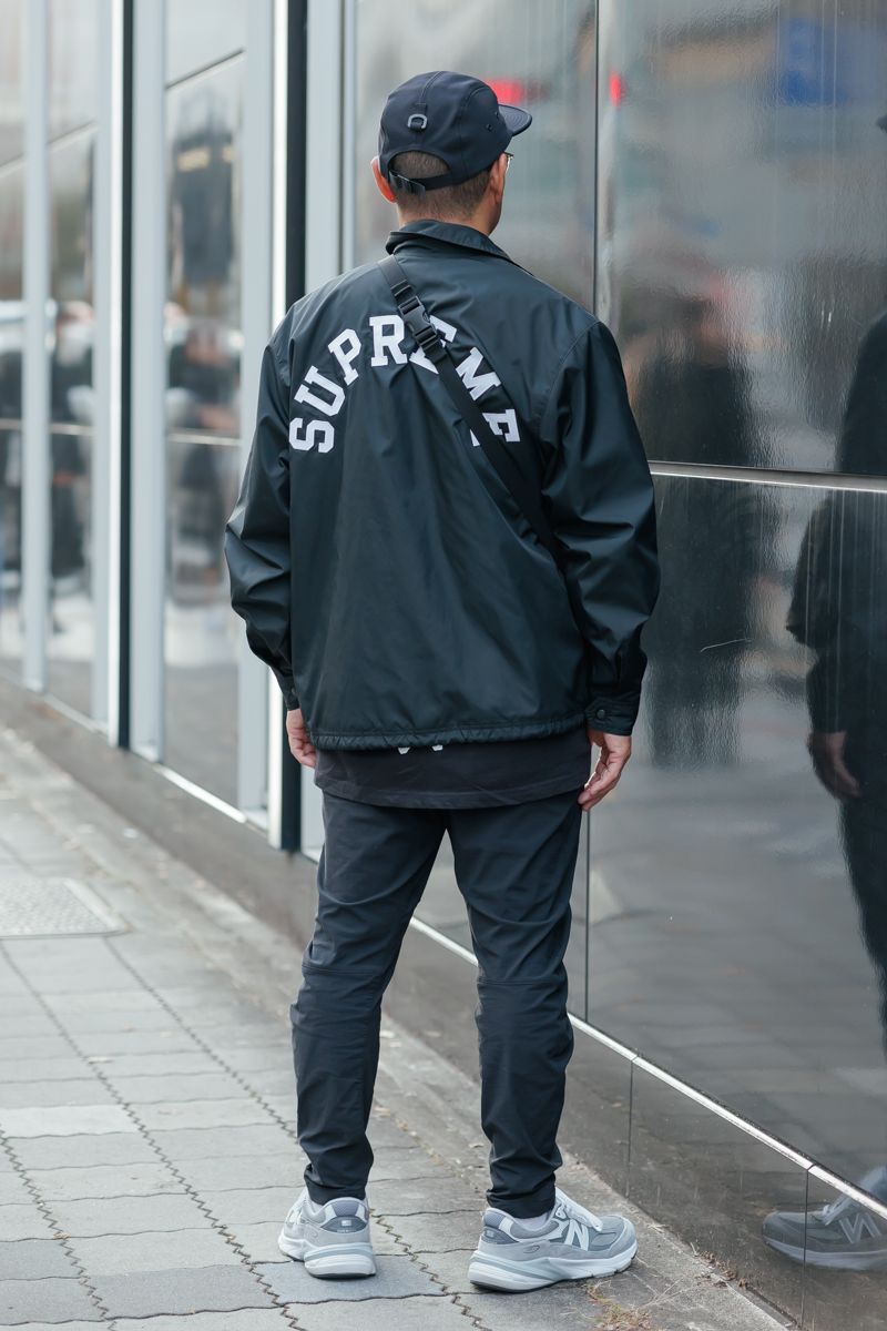 シュプリーム愛に溢れたブラックコーデ 河戸克昌 2枚目の写真