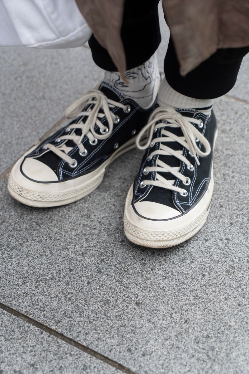 視線を集めるデザイナーズブランドのコート 伊藤州平 6枚目の写真