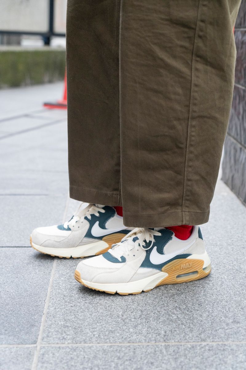 曇り空の日こそ明るい色使いで晴れやかに 濱口優介 6枚目の写真