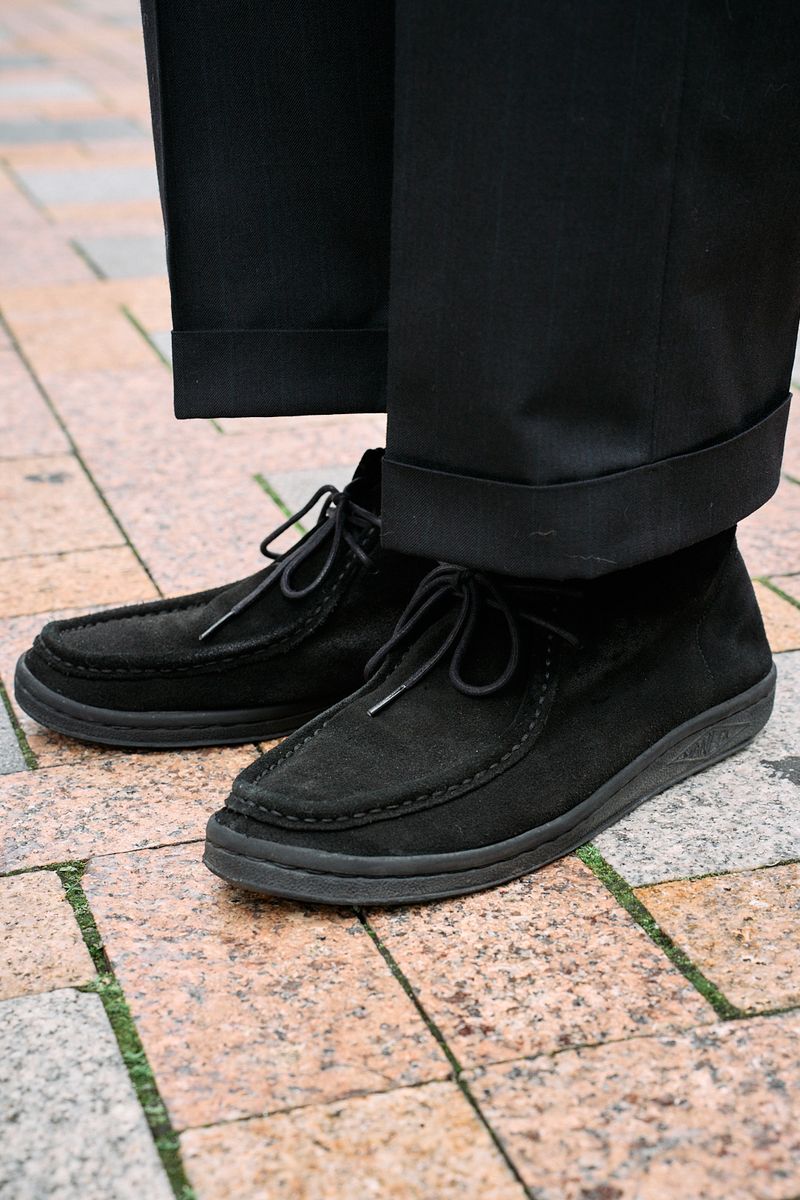 レザー×スウェットで作るオールブラック 成田拓郎 8枚目の写真