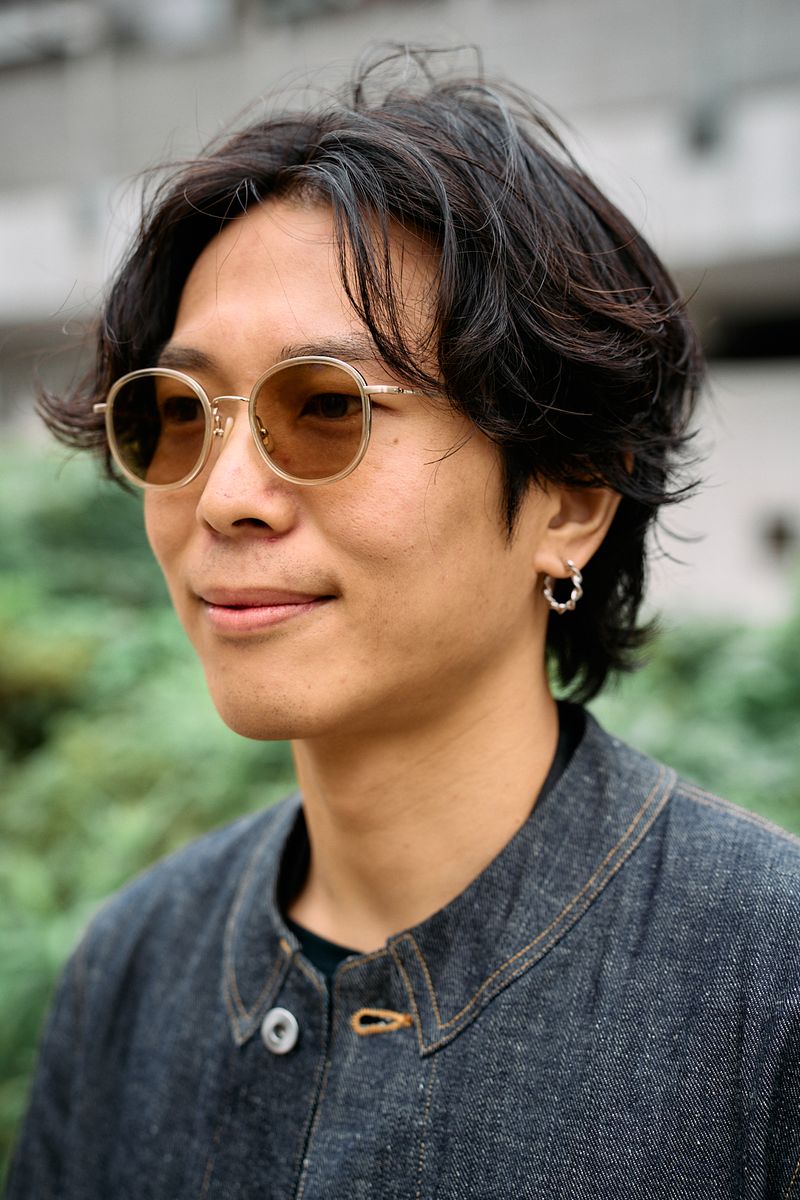 秋アウターのGジャンに秋色パンツが好相性 髙藤朋史 4枚目の写真