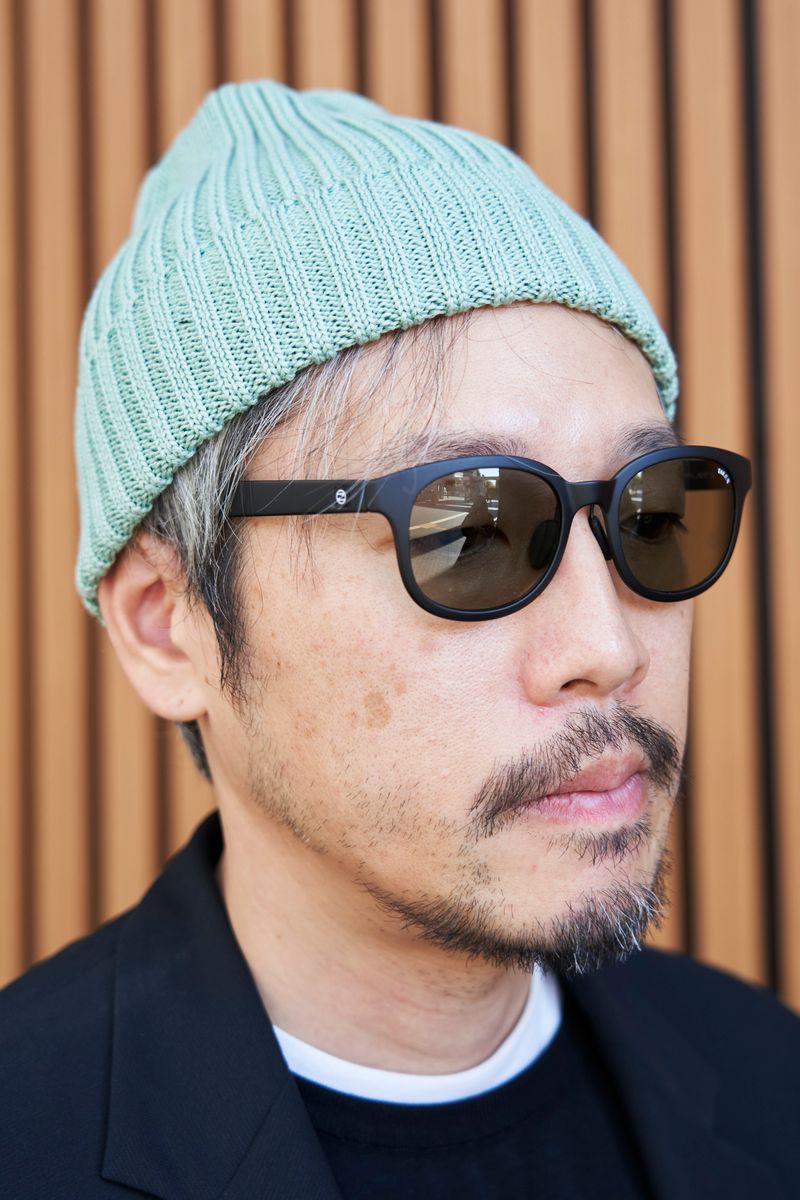 綺麗めジャケットにニットキャップでNY風 八巻 3枚目の写真