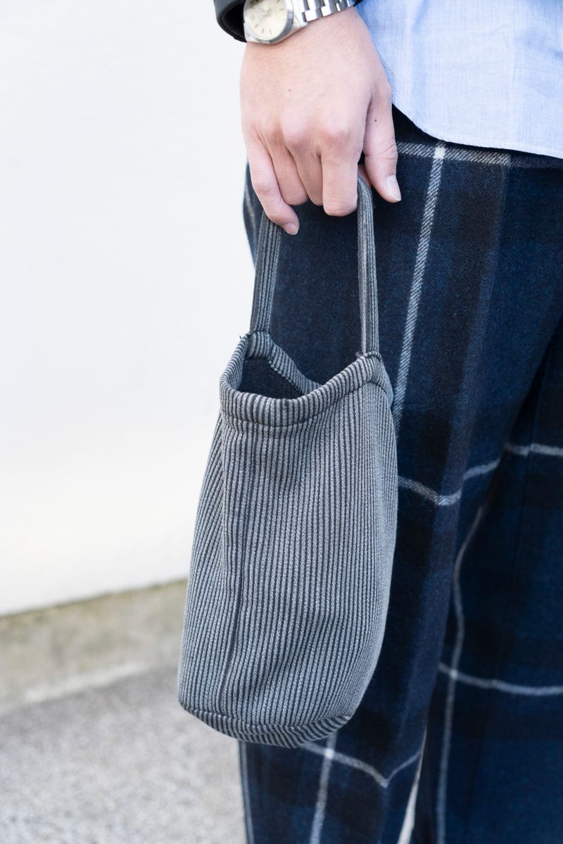 カシミアより暖かいアルパカの虹色カーデ 鈴木崇士 4枚目の写真