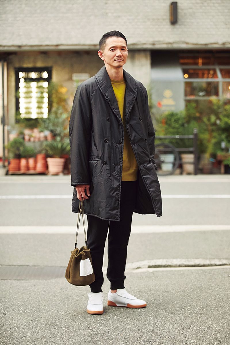 均整のとれたコモリのダウン。巾着バッグのヌケ感も気持ちいい 原 慎一郎