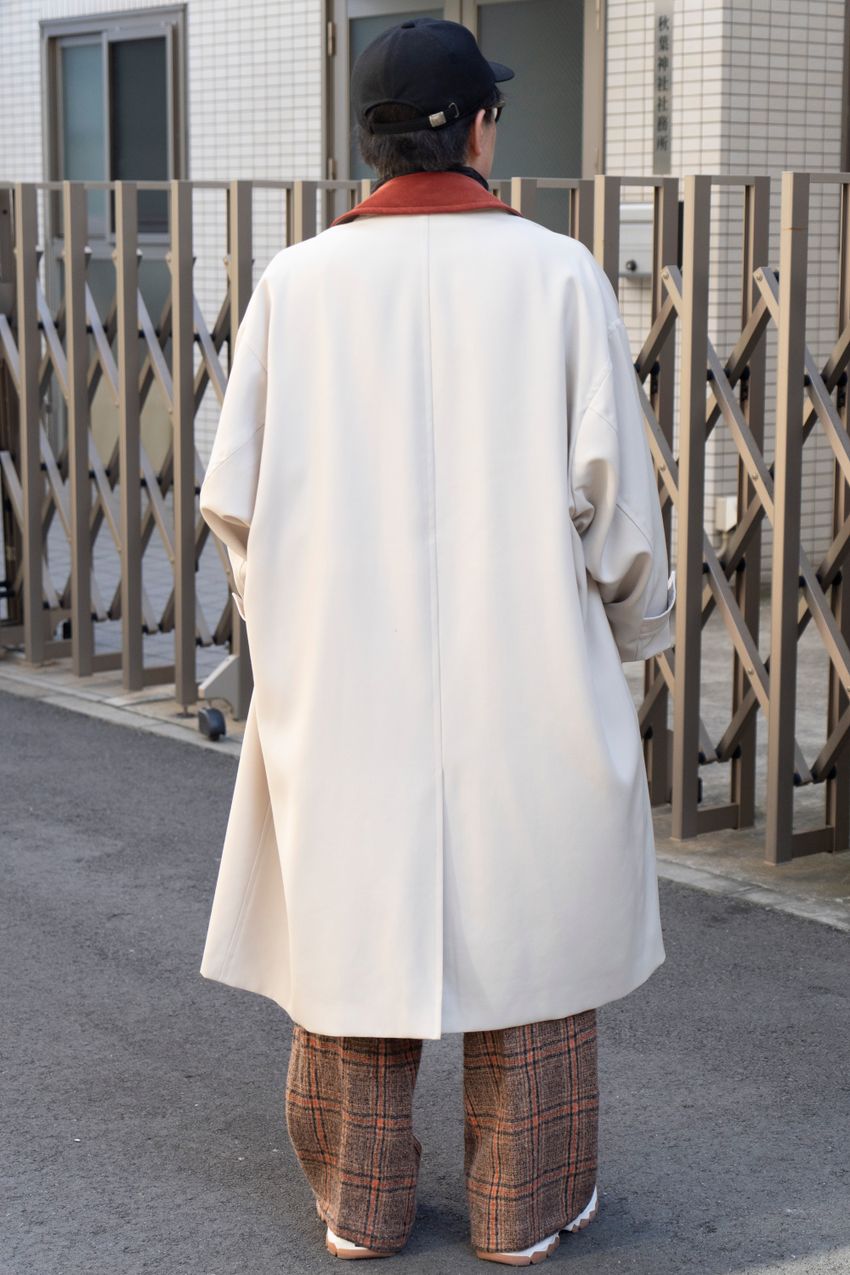 「グラフペーパー」のアウター最強説！シンプルなのに洒落るコート＆Gジャンをパパラッチ - 10枚目の画像