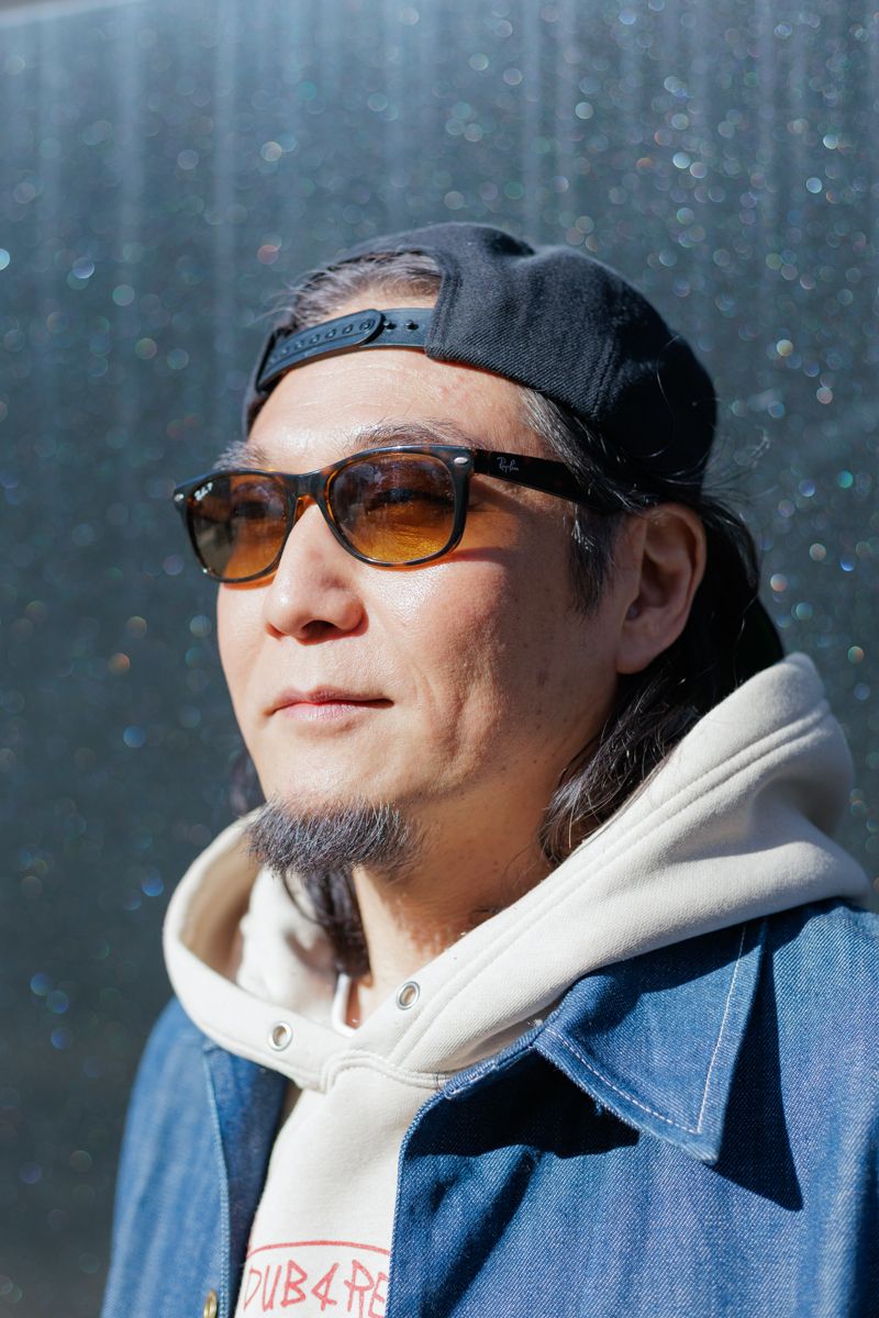 晩秋こそデニムカバーオールの出番 海沼秀弥 5枚目の写真