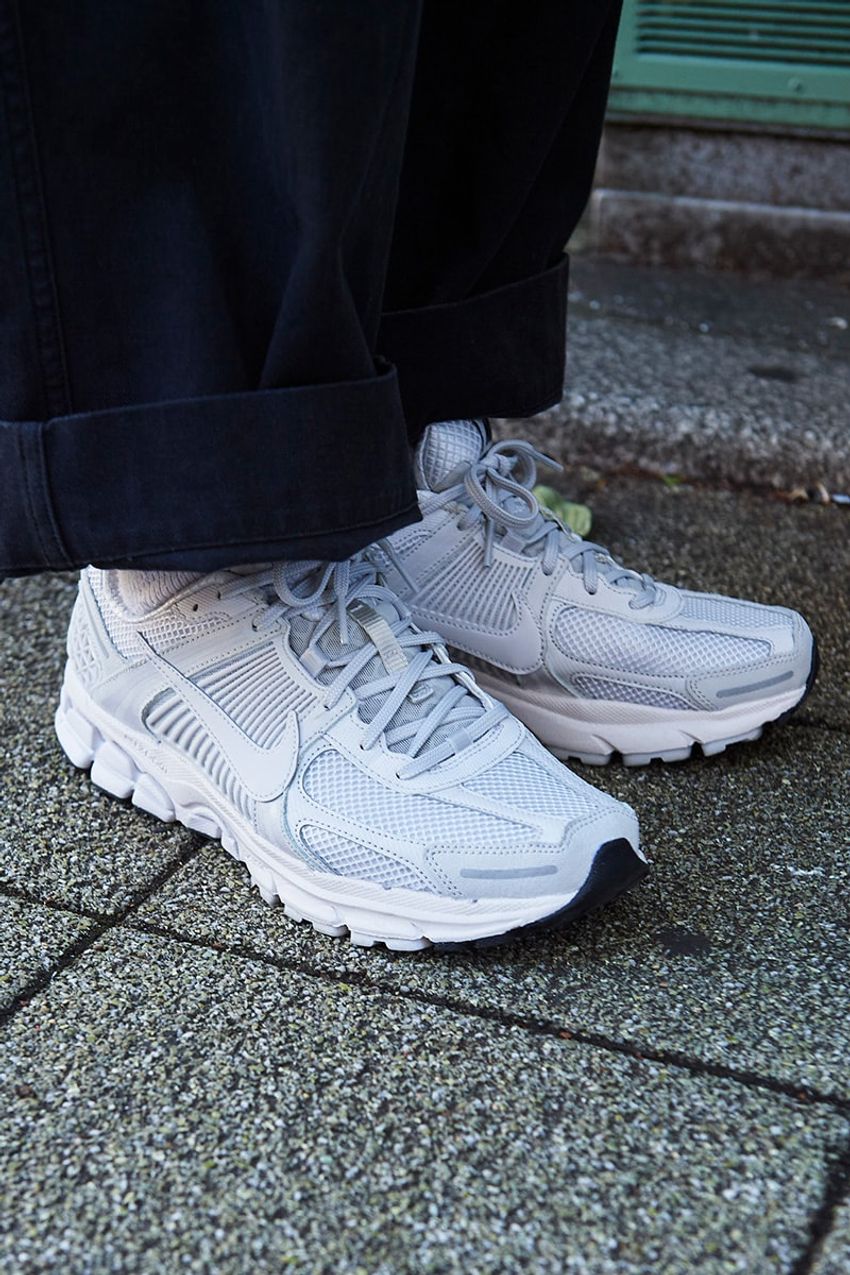 王道「チャンピオン」のグレースウェット姿が洒落ているワケをスナップで。Gジャン、ミリタリーetc. - 8枚目の画像