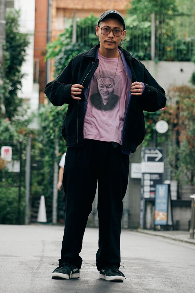 ピンクのTシャツで個性とカルチャーをチラ見せ 景山慎太郎 3枚目の写真