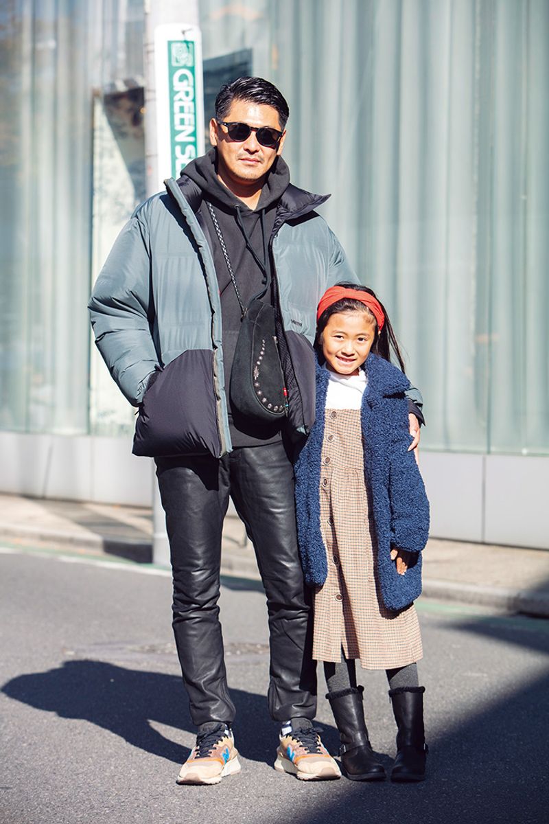 ダウンをモードに着こなすヒント。レザーパンツの可能性 梅津宏明