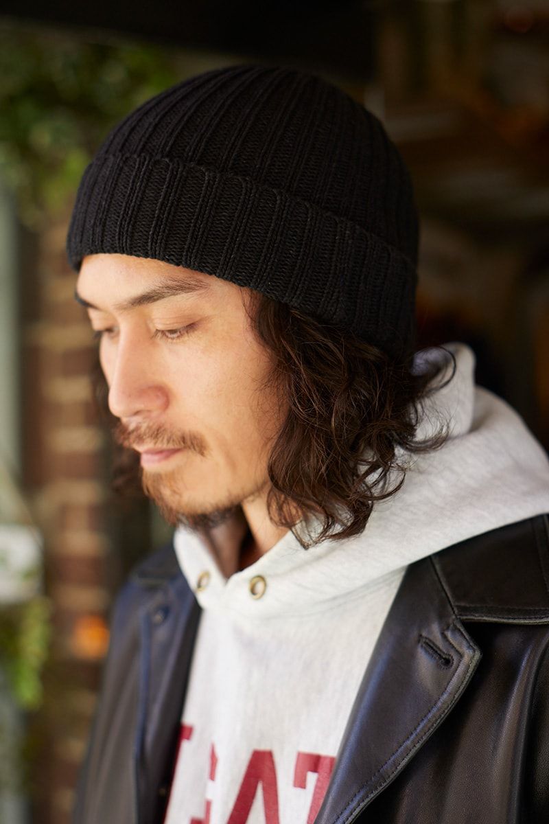 ウェアの色を拾って馴染ませる星条旗スニーカー ナベ 3枚目の写真