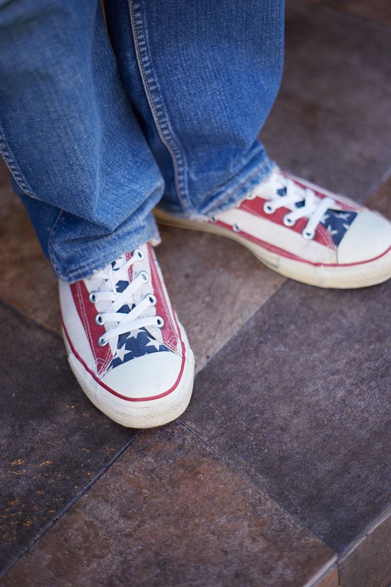 ウェアの色を拾って馴染ませる星条旗スニーカー ナベ 6枚目の写真