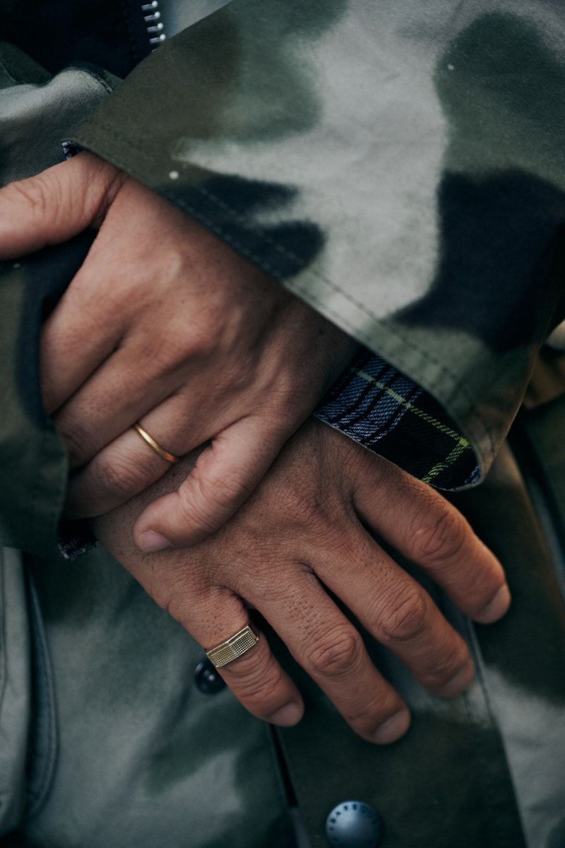 柄物コラボバブアーを白パンツであっさりと 大道寺誠彦 8枚目の写真