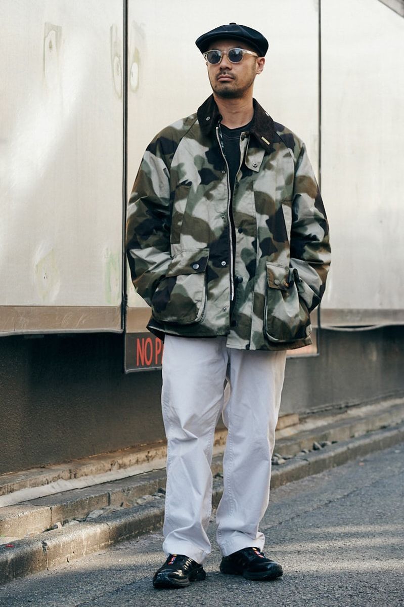 柄物コラボバブアーを白パンツであっさりと 大道寺誠彦