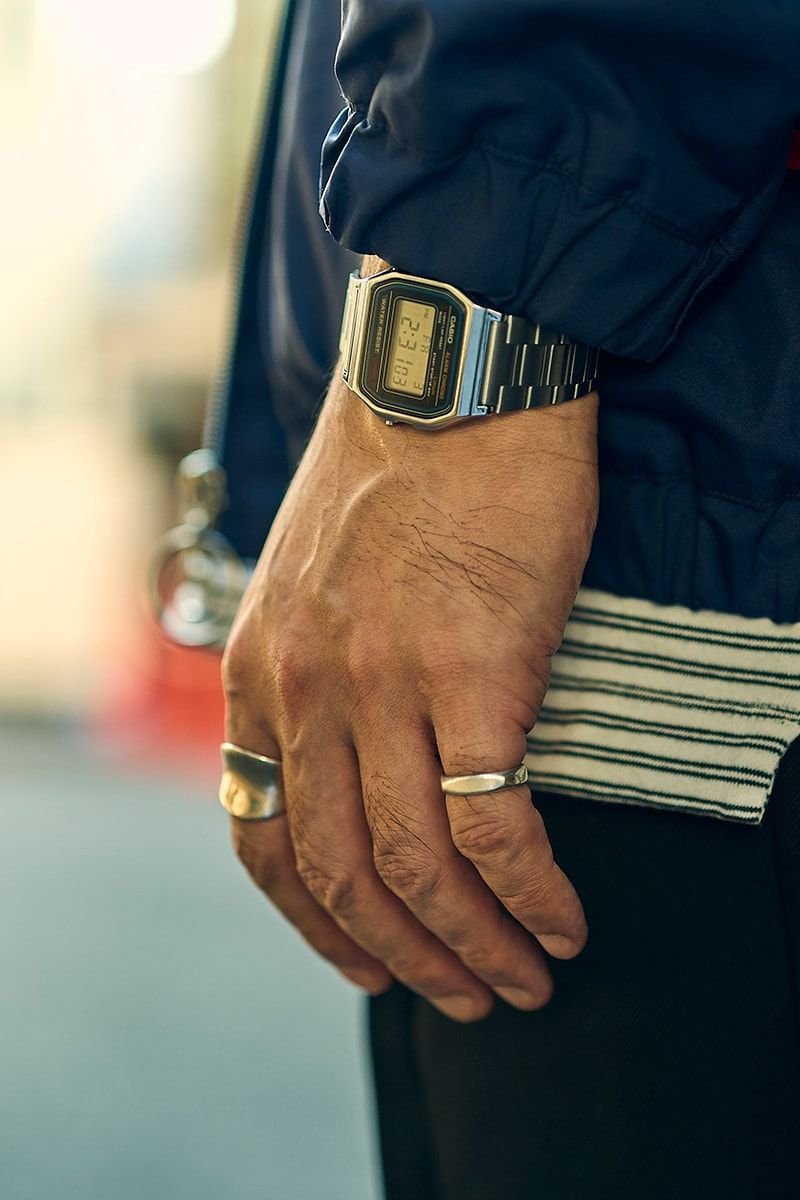 古着のシャカシャカアウターをパンツとシューズでキレイめ 阿部 2枚目の写真